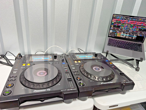2 x pioneer dj - ⭐️⭐️,