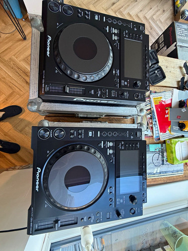Pioneer cdj 900nxs pair - pair, plus